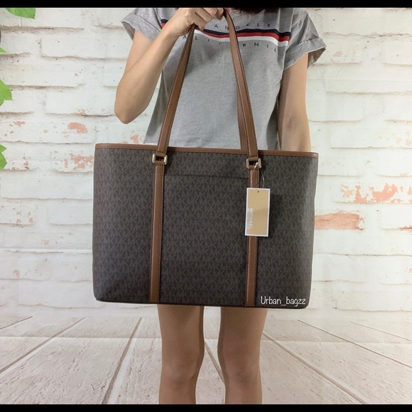 Michael Kors Sady Large Tote - Picture 3 of 8